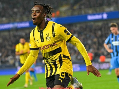 PG电子在线试玩入口-世俱杯中场战术布置分析：如何重新掌控下半场节奏？